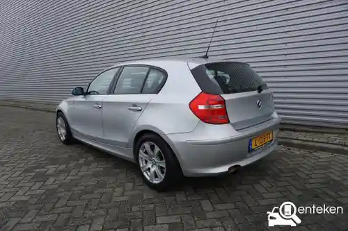 BMW 118i 2008