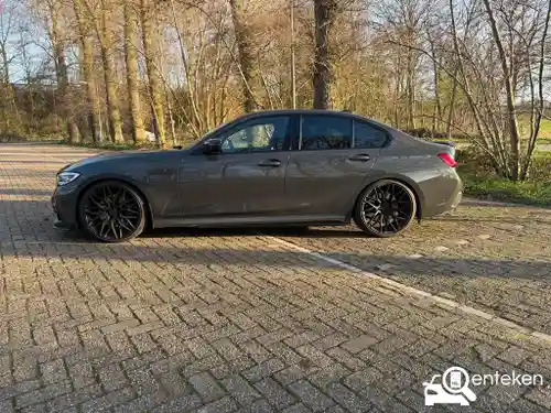 BMW 330e 2019