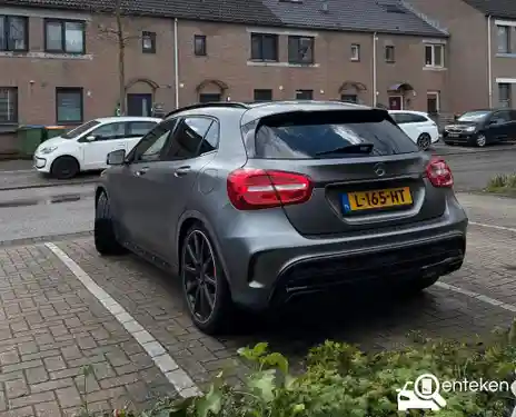 Mercedes-Benz GLA 45 AMG 2015