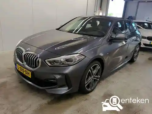 BMW 118i 2021