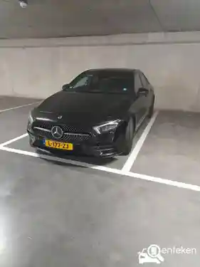 Mercedes-Benz A 180  2021