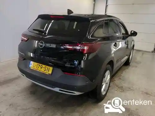 Opel Grandland X 1.2 DI Turbo 2021