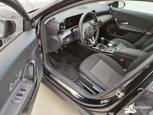 Mercedes-Benz A 160 2021