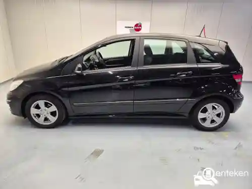 Mercedes-Benz B 180 2011