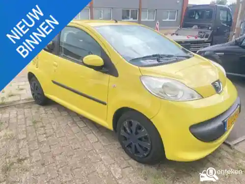 Peugeot 107 1.0 70 2006