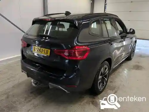 BMW iX3 2021
