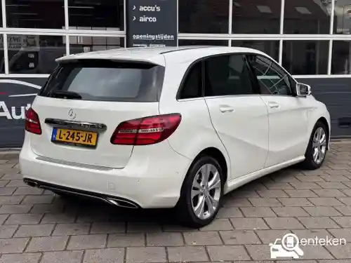 Mercedes-Benz B 180 2015