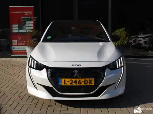 Peugeot 208 1.2 PureTech 100 2021