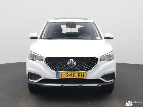 MG ZS EV 2021