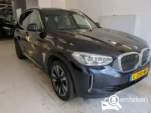 BMW iX3 2021