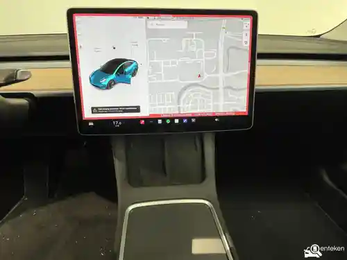 Tesla Model 3 Standard Range Plus 2021