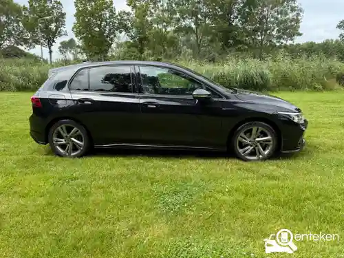 VW Golf 1.5 eTSI 2021