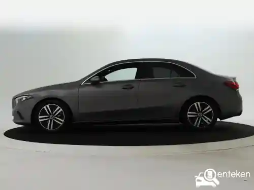 Mercedes-Benz A 200  2021