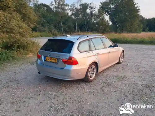 BMW 320i Touring 2006