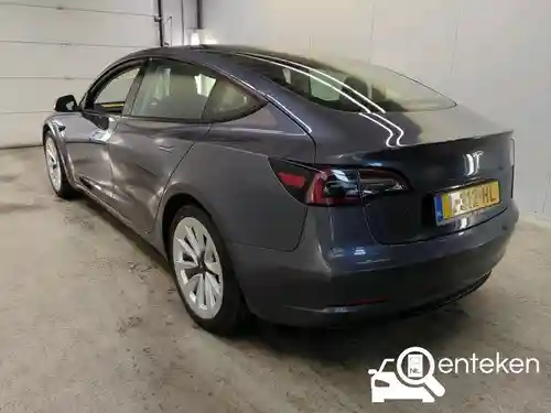 Tesla Model 3 Standard Range Plus 2021
