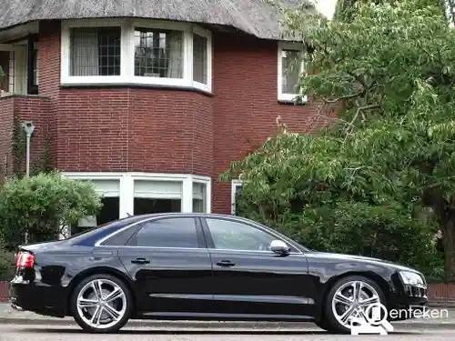 Audi S8 cod 2012