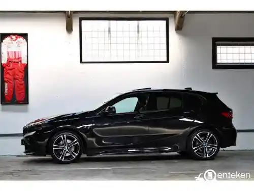 BMW 118i 2021