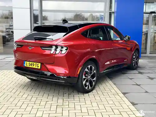 Ford Mustang Mach-E Extended Range 2021
