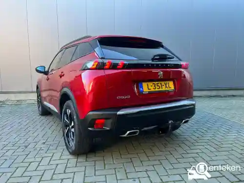 Peugeot 2008 1.2 PureTech 130 2021