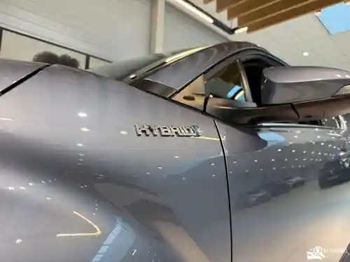 Toyota C-HR 1.8 Hybrid 2021