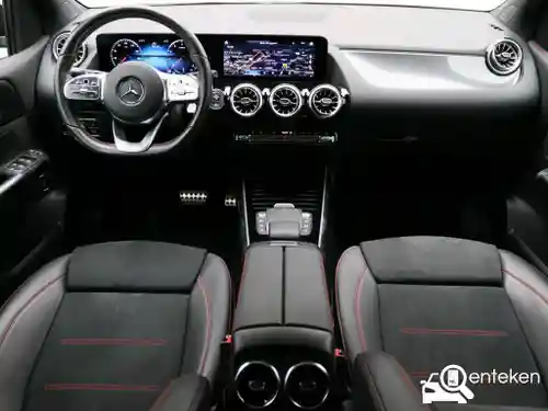 Mercedes-Benz B 180 2021