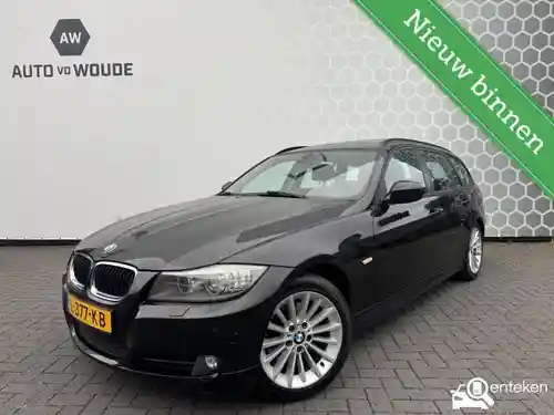 BMW 320i Touring 2011