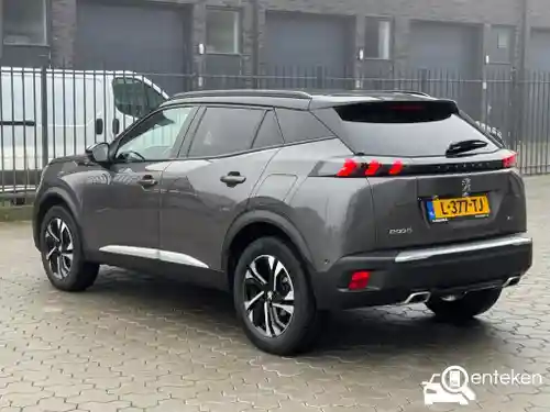 Peugeot 2008 1.2 PureTech 130 2021