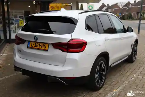 BMW iX3 2021