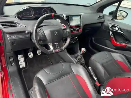 Peugeot 208 1.6 THP 155 2013