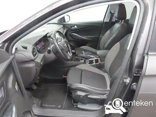 Opel Grandland X 1.2 DI Turbo 2021