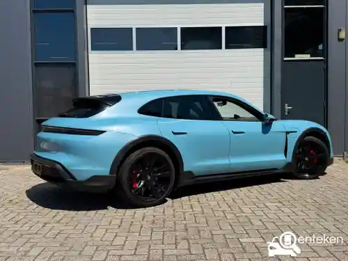 Porsche Taycan Cross Turismo 4S 2021
