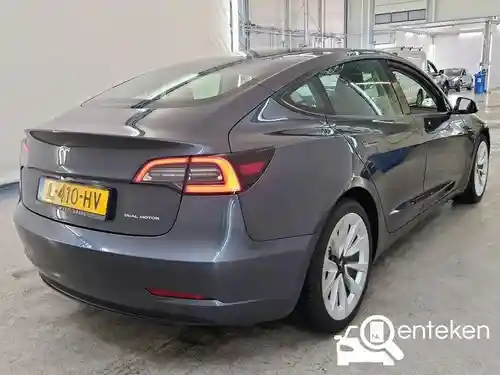 Tesla Model 3 Performance 2021