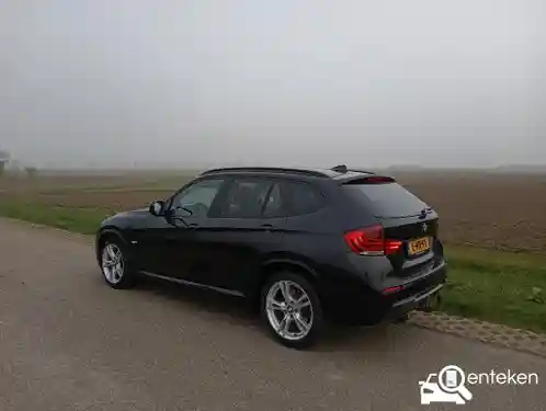 BMW X1 xDrive28i 2011