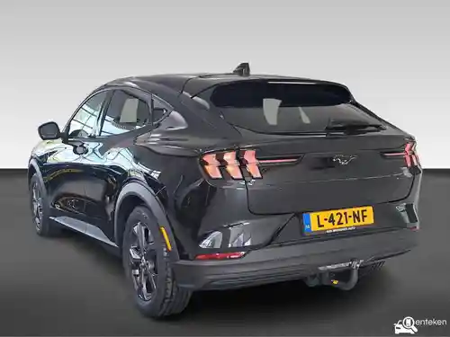 Ford Mustang Mach-E Standard Range 2021