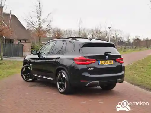 BMW iX3 2021