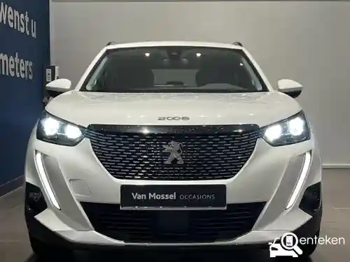 Peugeot 2008 1.2 PureTech 100 2021