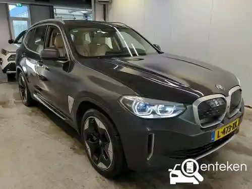 BMW iX3 2021