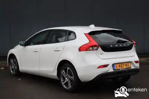 Volvo V40 T2 2016