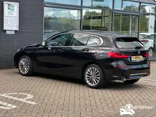 BMW 118i 2021