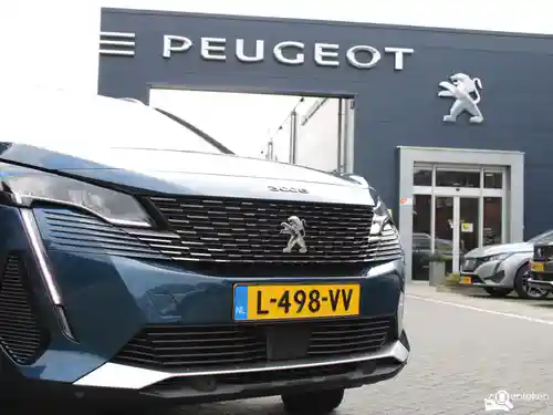Peugeot 3008 1.2 PureTech 130 2021