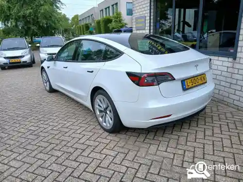 Tesla Model 3 Standard Range Plus 2021