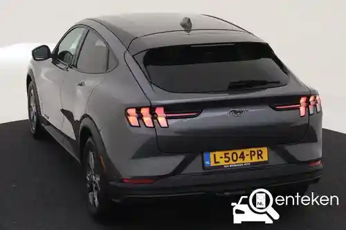 Ford Mustang Mach-E Extended Range 2021
