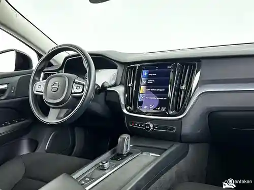 Volvo V60 B3 2021