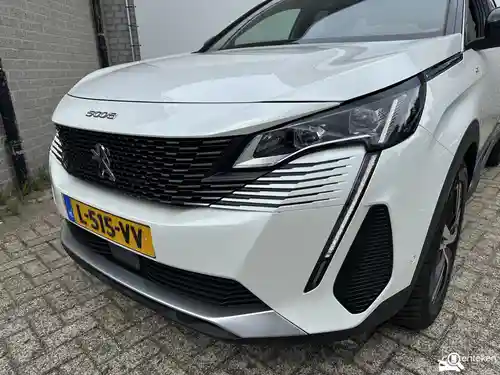 Peugeot 5008 1.2 PureTech 130 2021