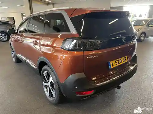 Peugeot 5008 1.2 PureTech 130 2021