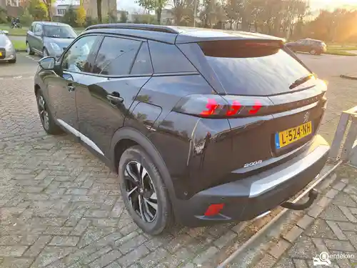 Peugeot 2008 1.2 PureTech 130 2021