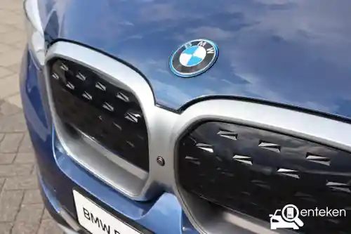 BMW iX3 2021