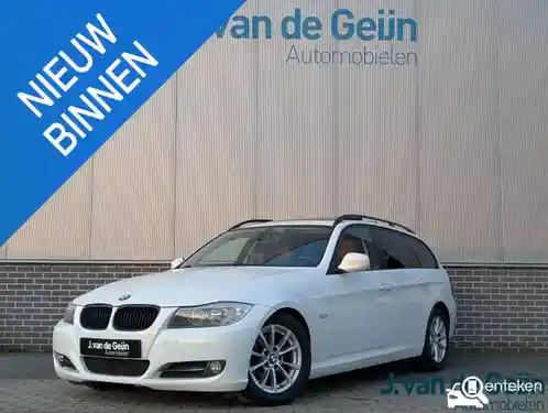 BMW 318i Touring 2009