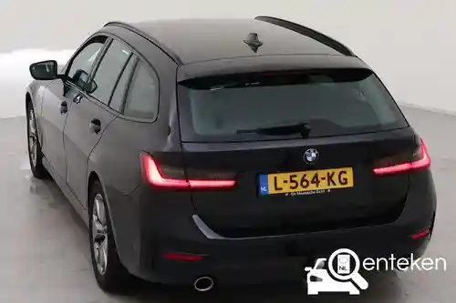 BMW 318i Touring 2021