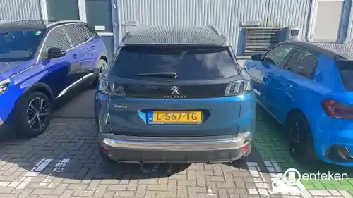 Peugeot 3008 1.2 PureTech 130 2021